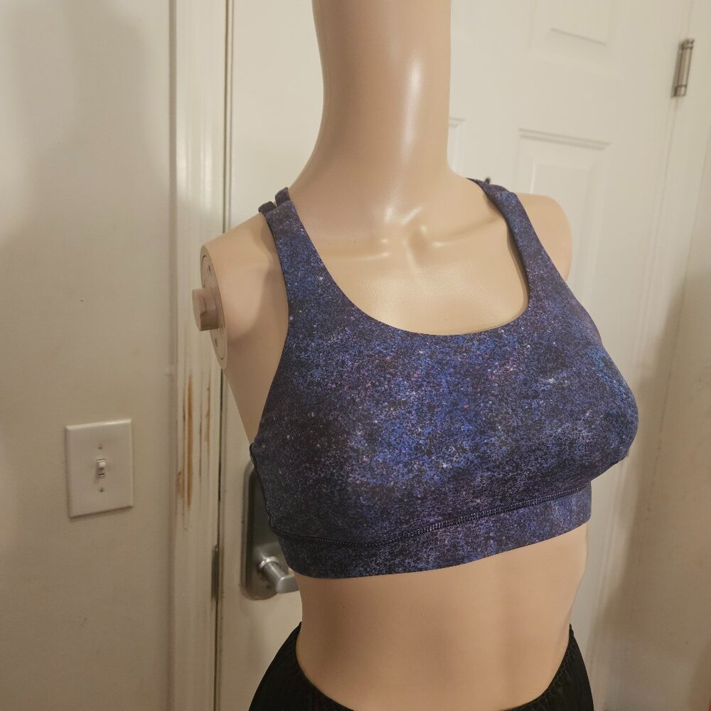 **Lululemon Women's Cosmic Print Sports Bra**
